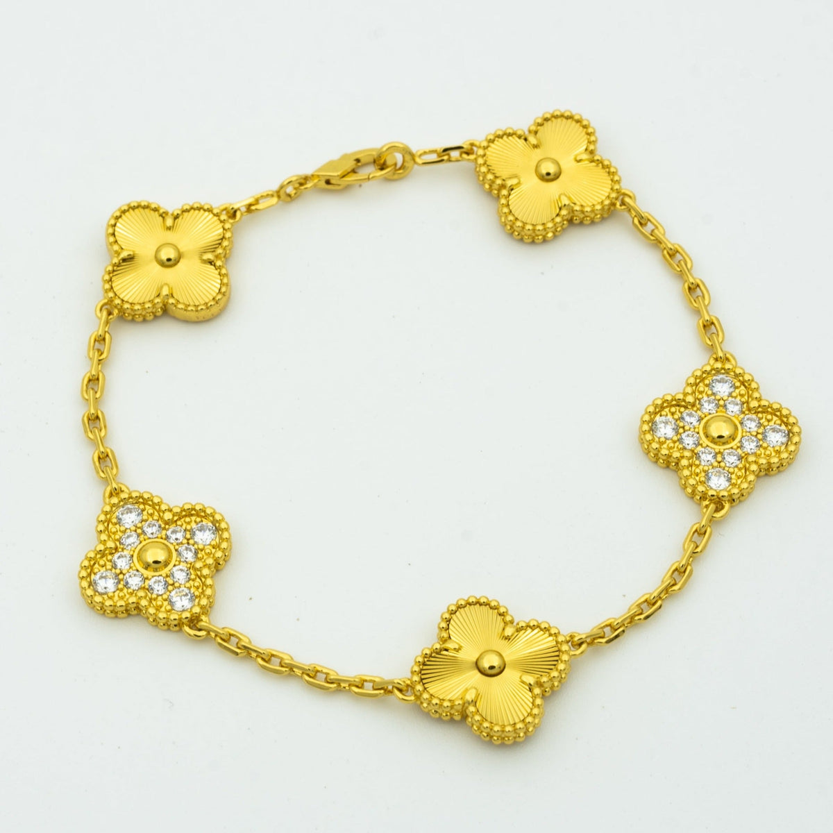 [ElanLuxe Jewelry] CLASH & Clover Laser 5-Motif & LOVE Brushed Bracelet Stack Set