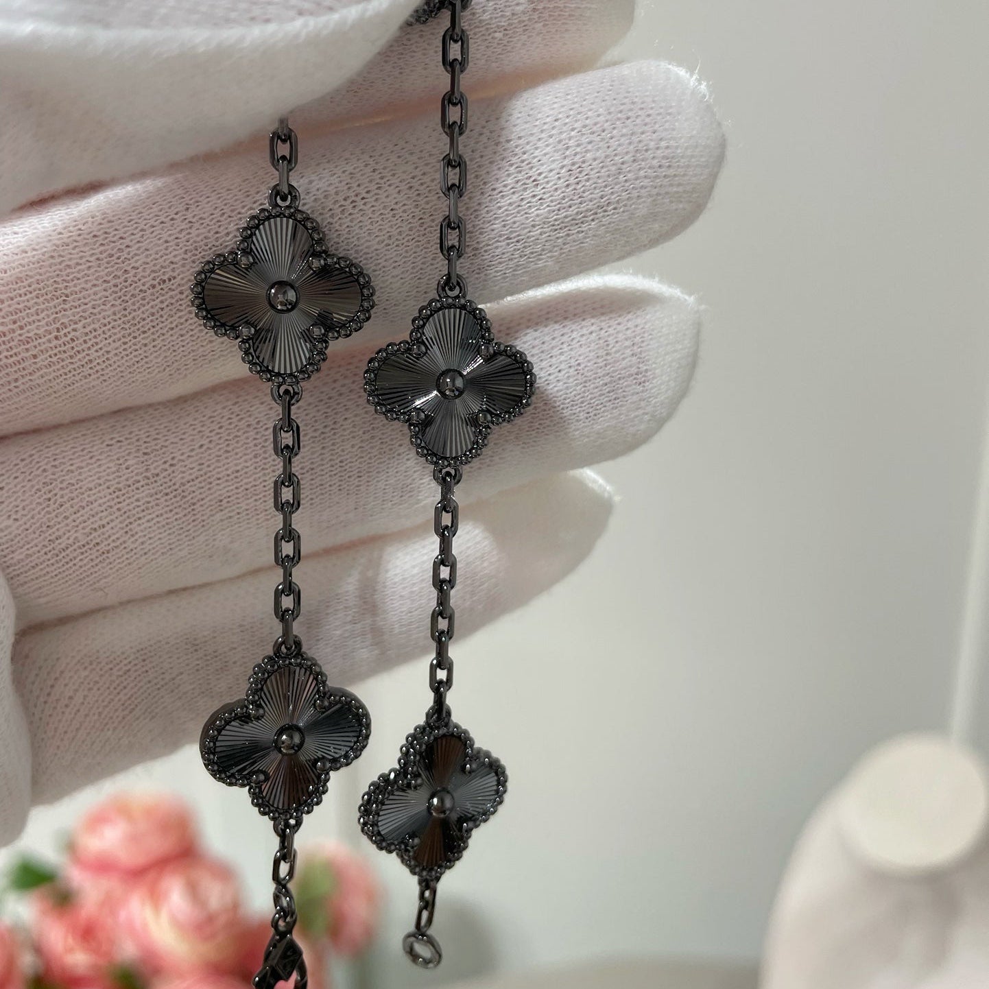 [ElanLuxe Jewelry]CLOVER 5 MOTIF BLACK BRACELET