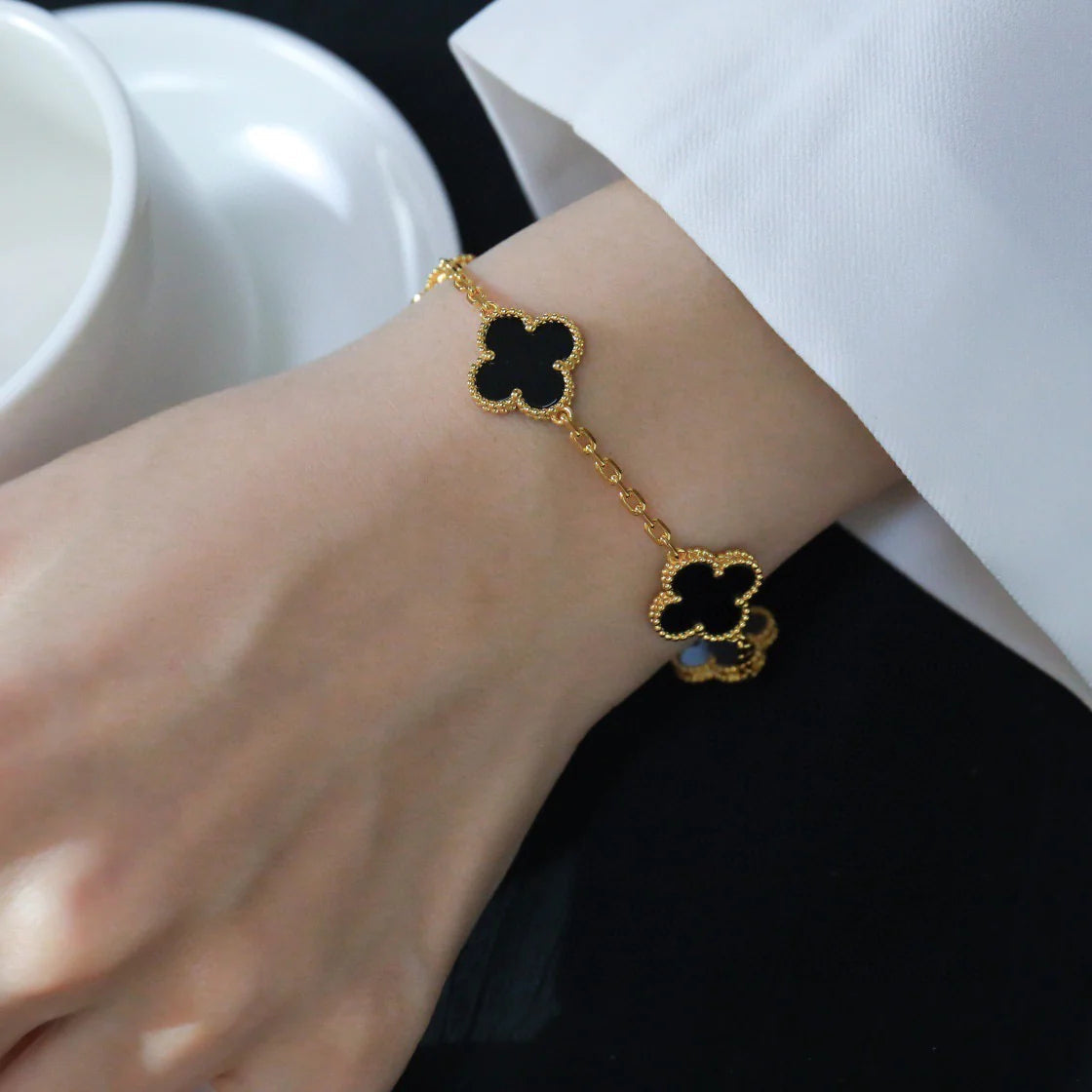 [ElanLuxe Jewelry] CLOVER 5 MOTIF ONYXS BRACELET COLLECTION