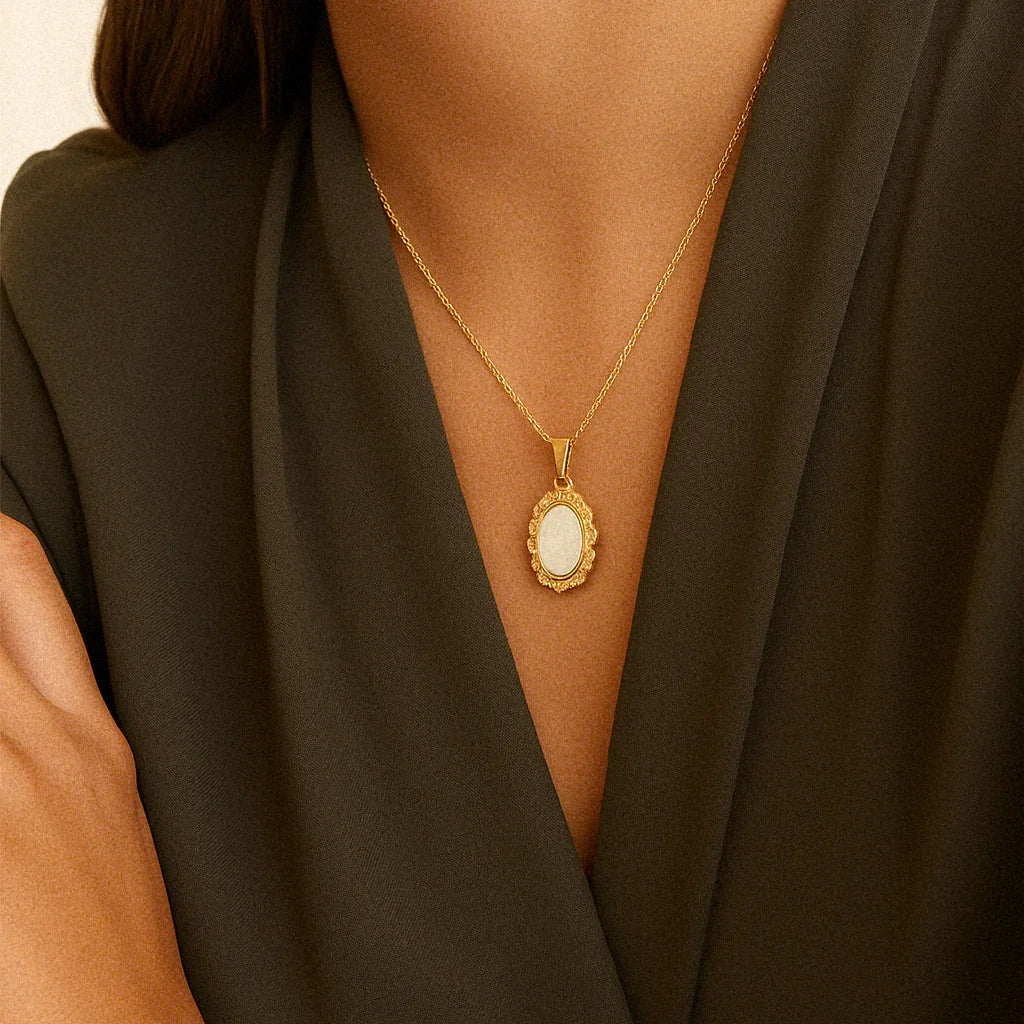 [ElanLuxe]Roselle Vintage Mother Of Pearl Pendant