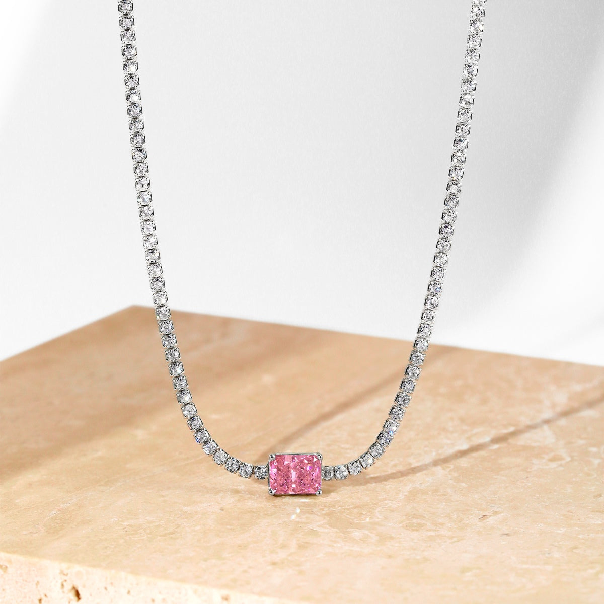 [ElanLuxe Jewelry]2.0 carat Ornate Emerald Cut Necklace