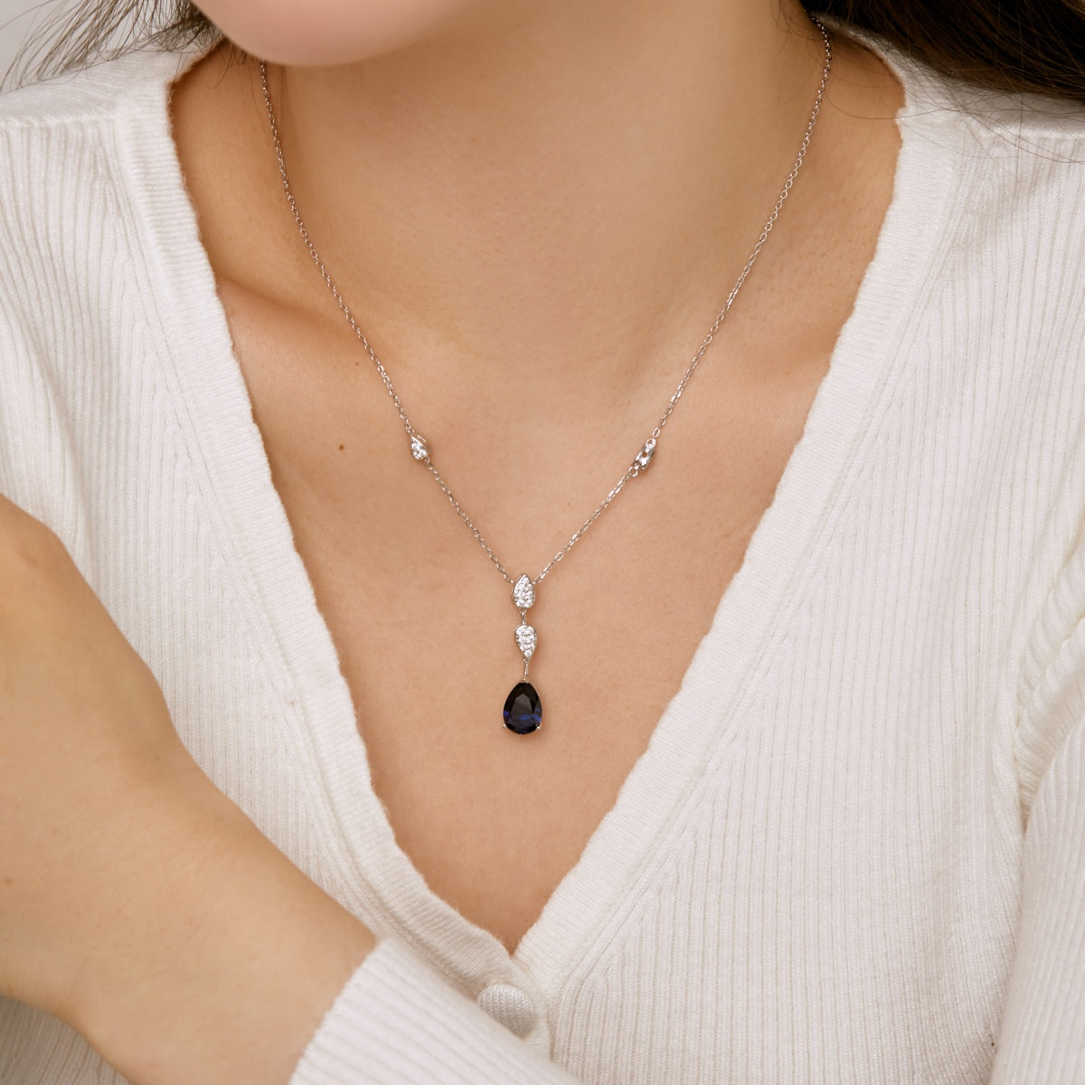 [ElanLuxe Jewelry]Dazzling Pear Cut Necklace