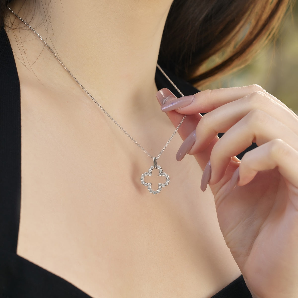 [ElanLuxe Jewelry]Four-Leaf Clover Hollow Design Exquisite Necklace
