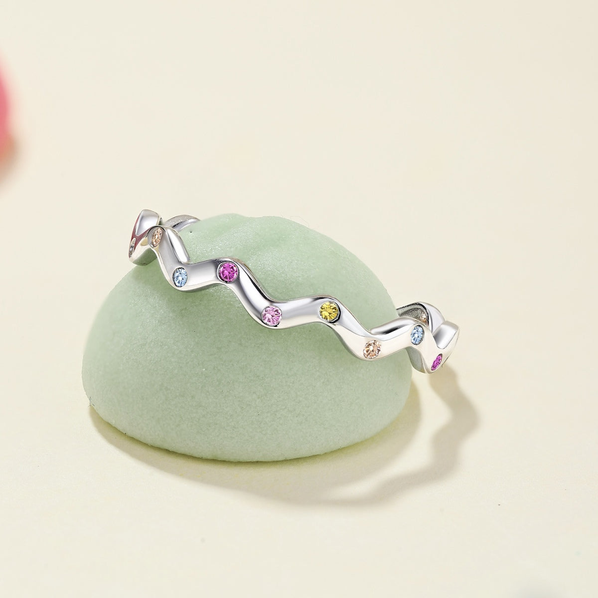 [ElanLuxe Jewelry]Ornate Vibrant Round Cut Daily Ring