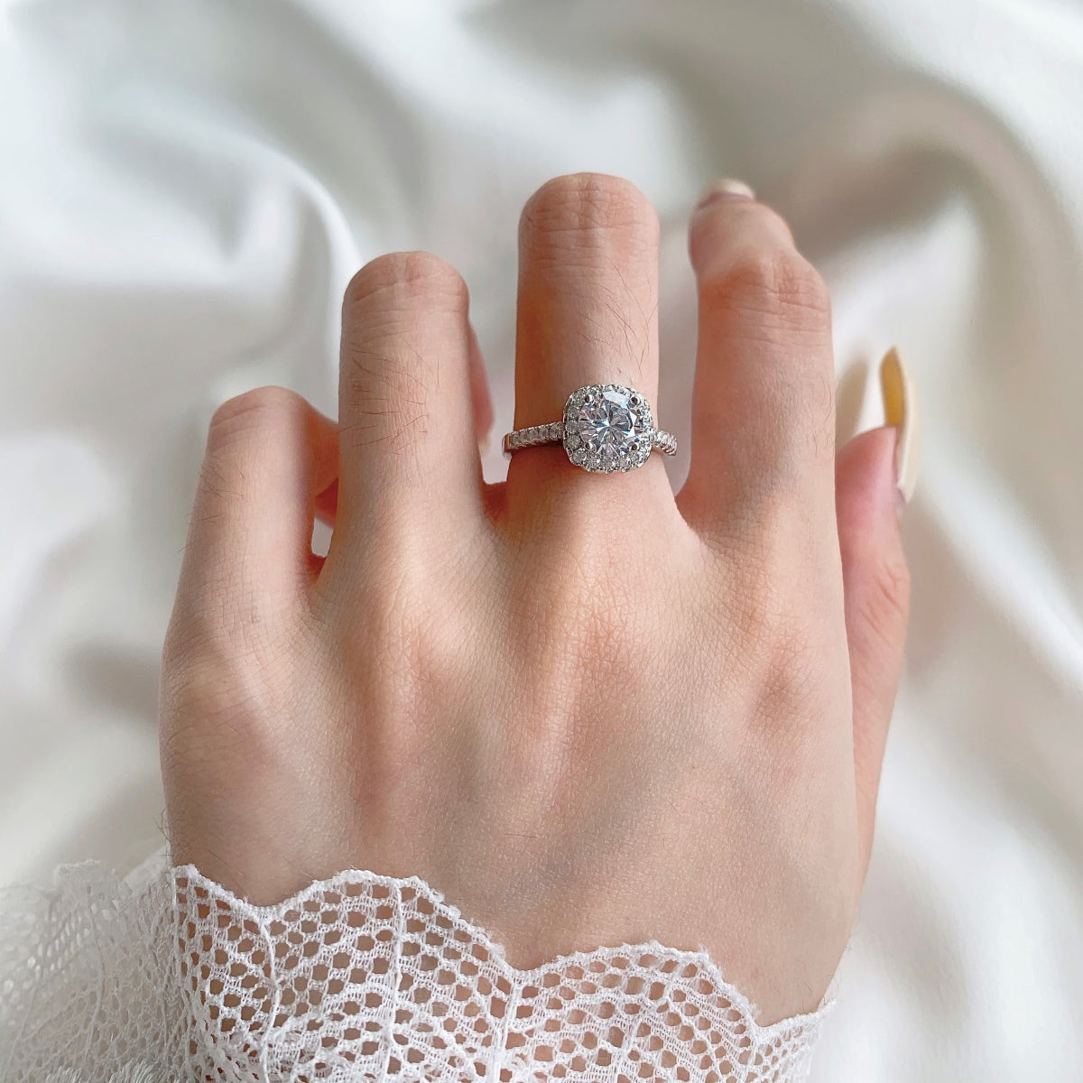 [ElanLuxe Jewelry]Dazzling Resplendent Round Cut Wedding Ring