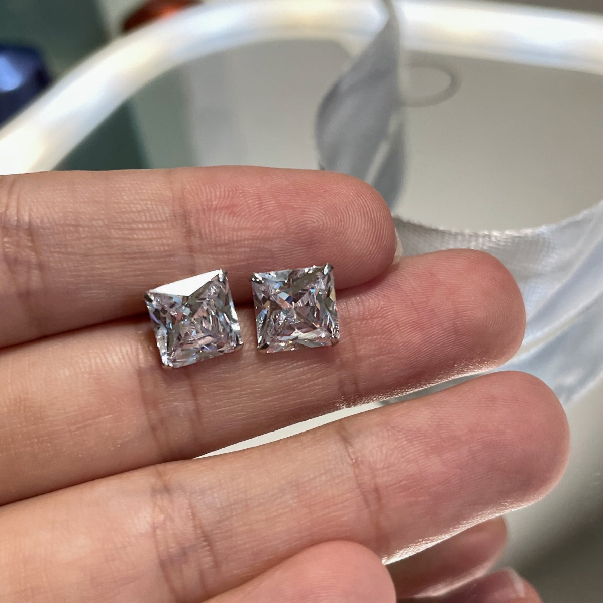 [ElanLuxe Jewelry]Ornate Square Shape Earrings