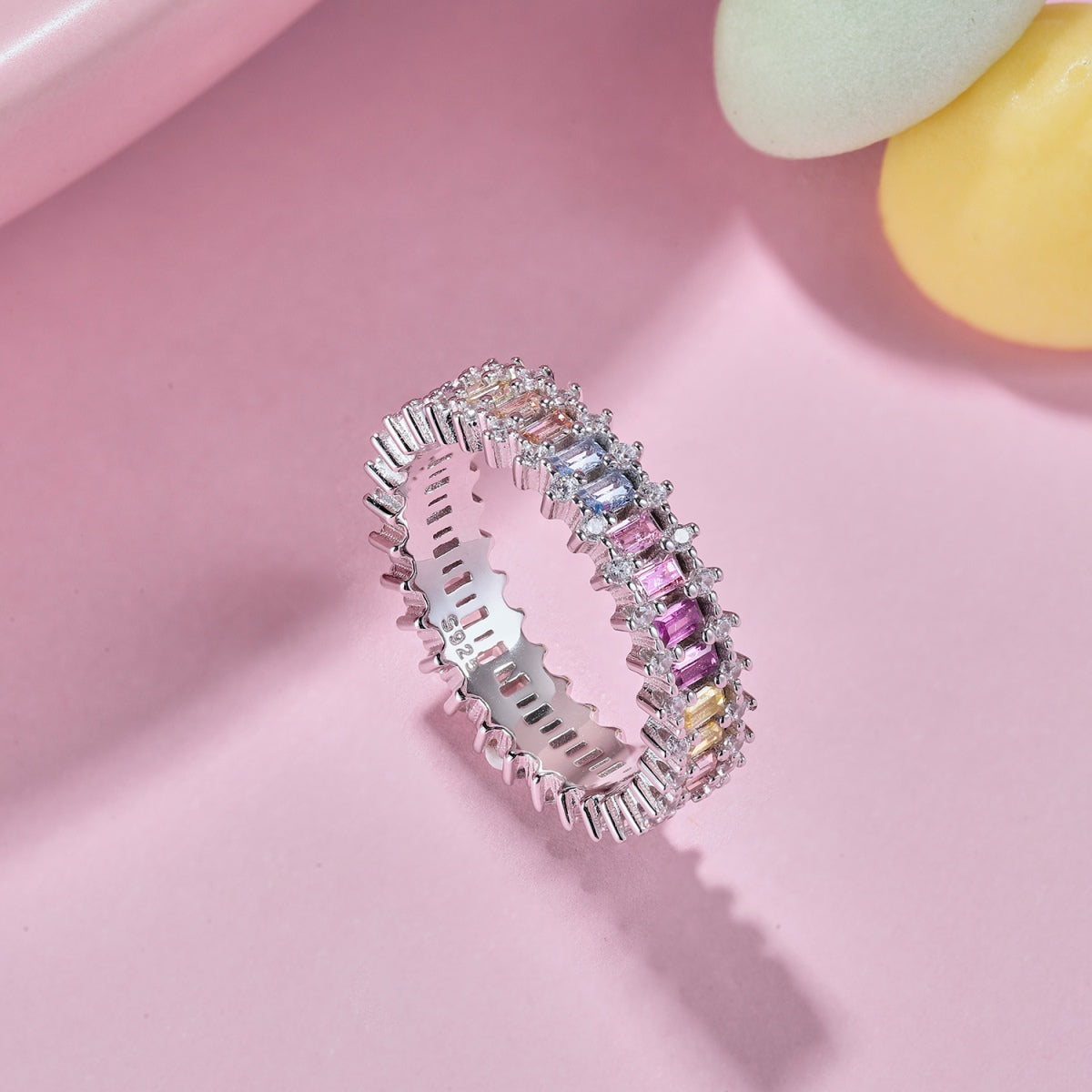 [ElanLuxe Jewelry]Splashy Ornate Emerald Cut Cocktail Ring