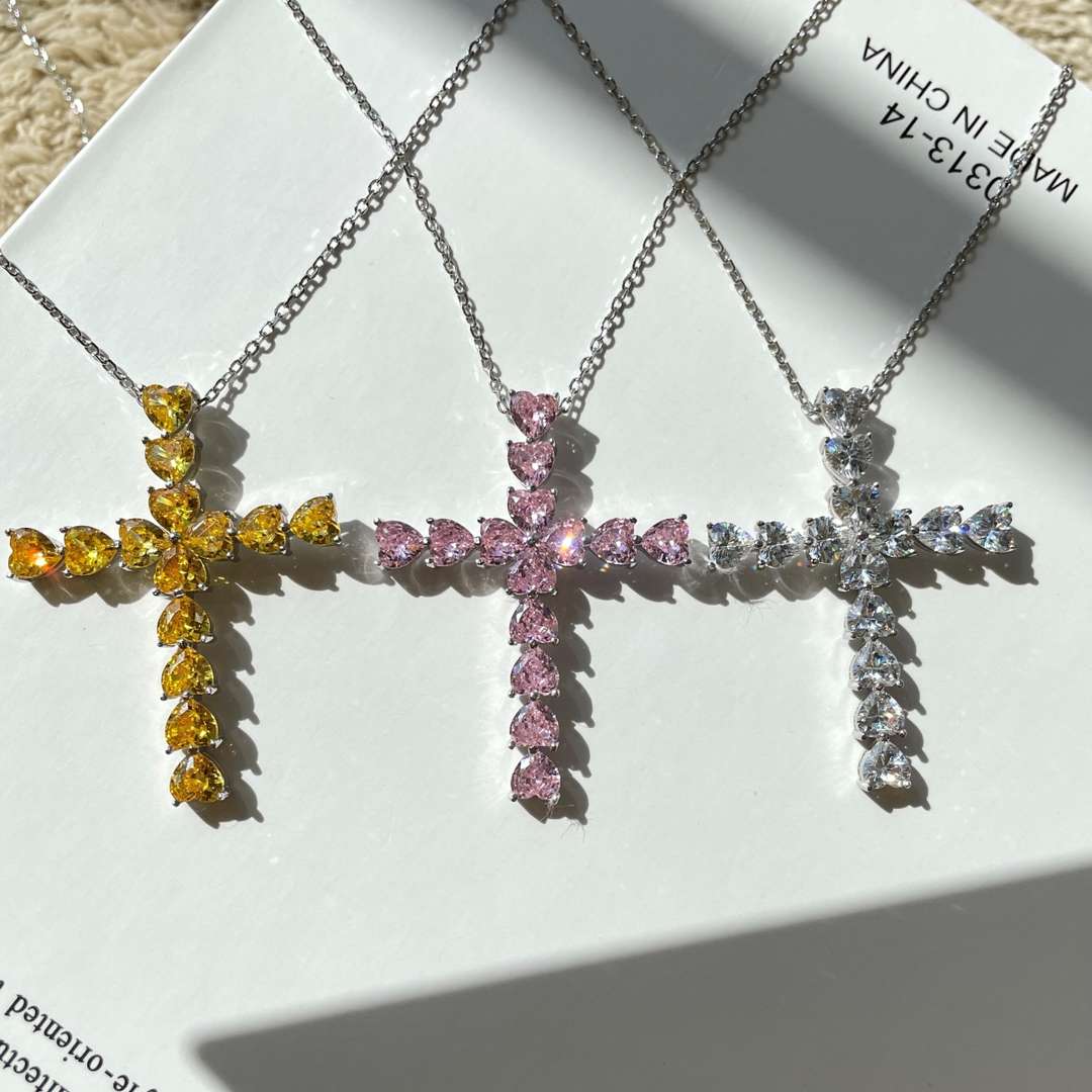 [ElanLuxe Jewelry]Radiant Cross Shape Necklace