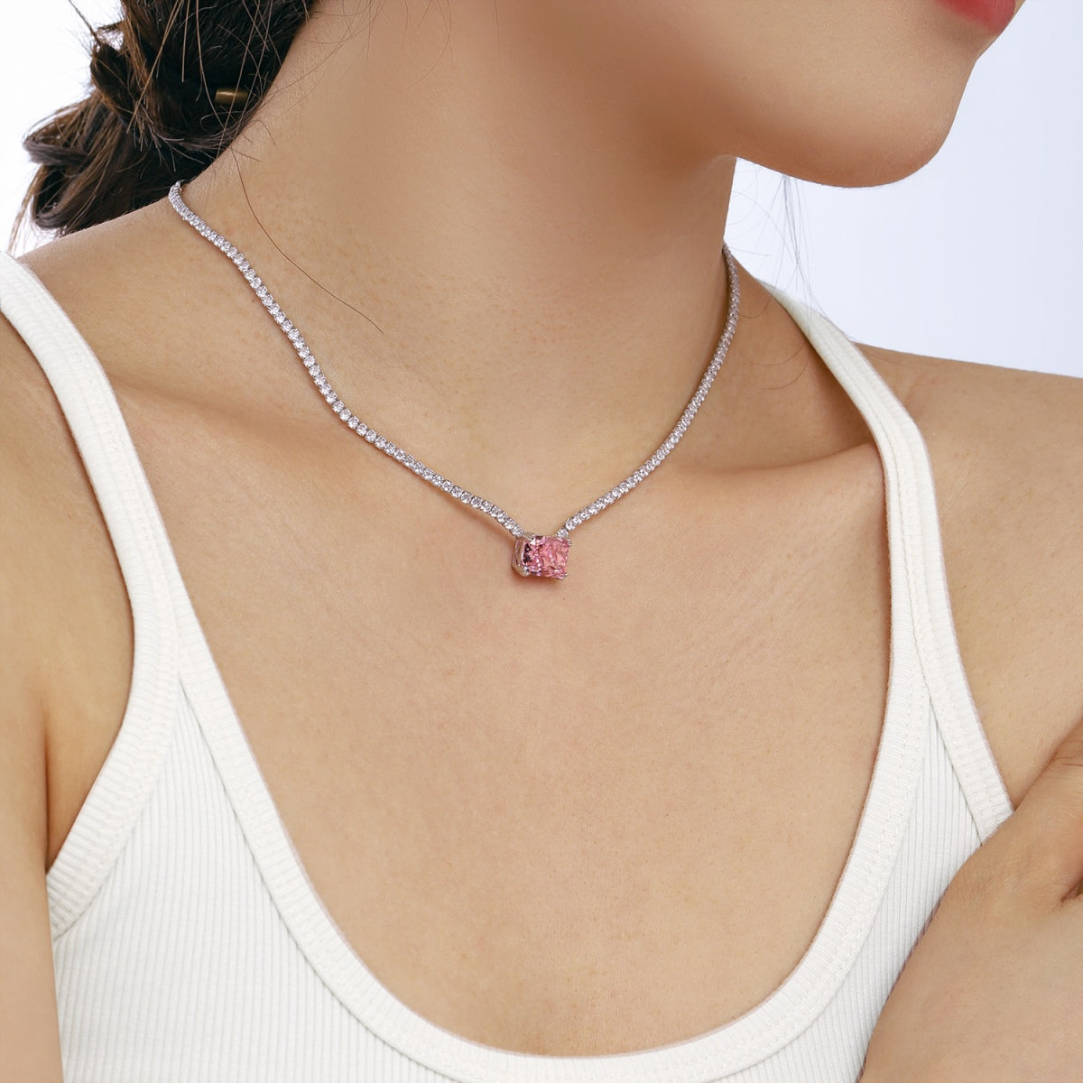 [ElanLuxe Jewelry]4.0 Carat Elegant Radiant Cut Necklace