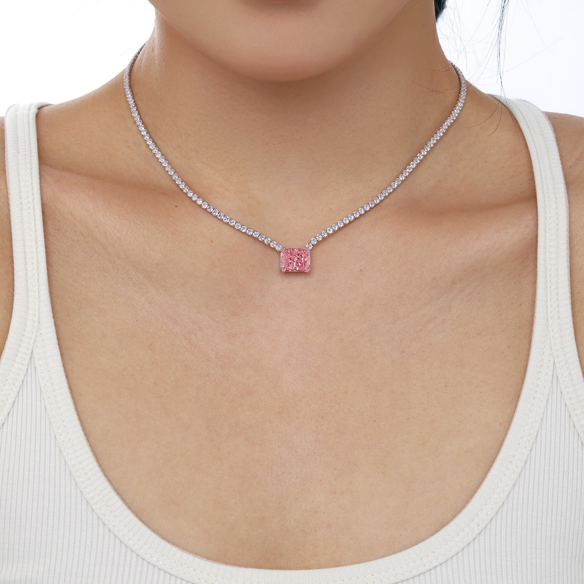[ElanLuxe Jewelry]4.0 Carat Elegant Radiant Cut Necklace
