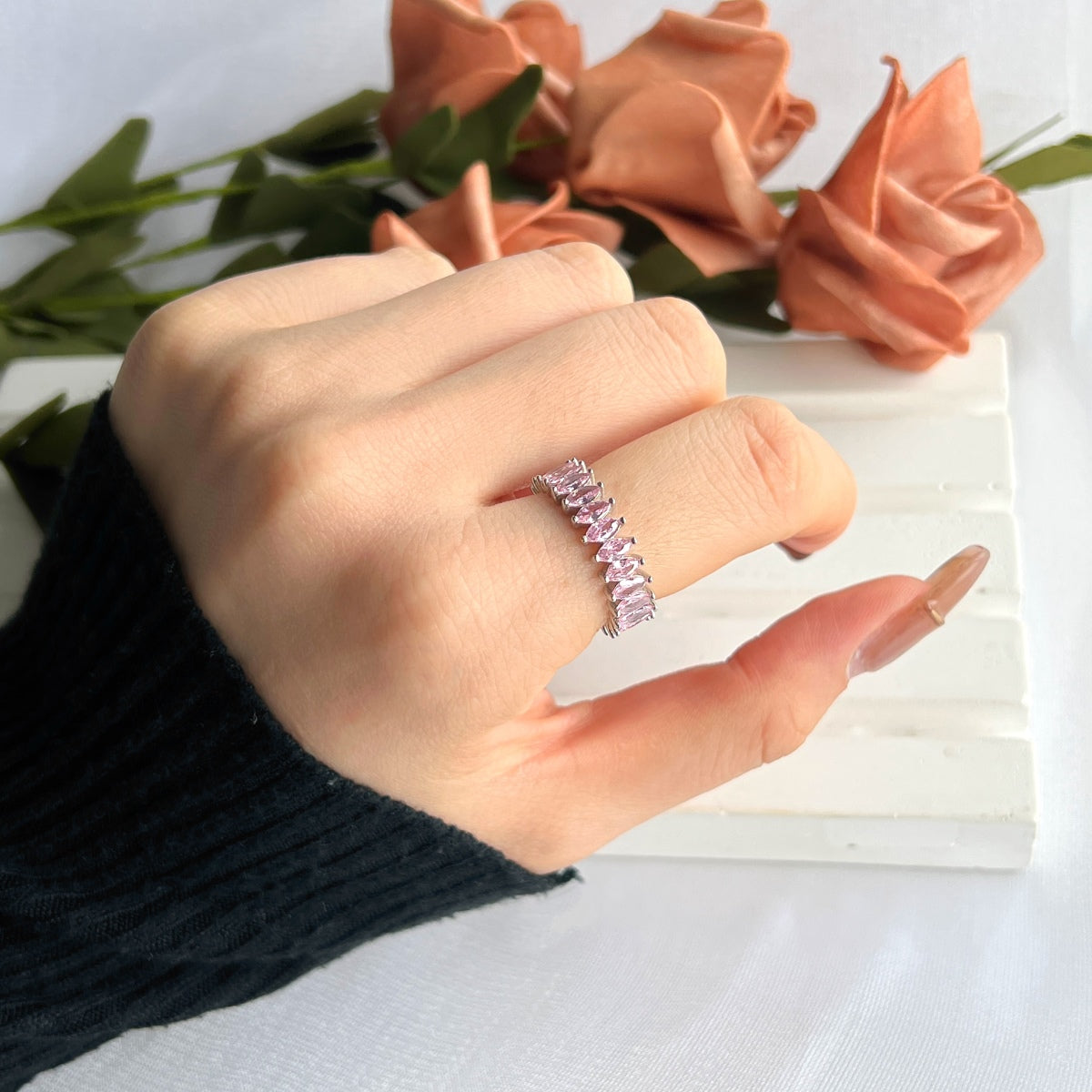 [ElanLuxe Jewelry]Gorgeous Marquise Cut Tennis Ring