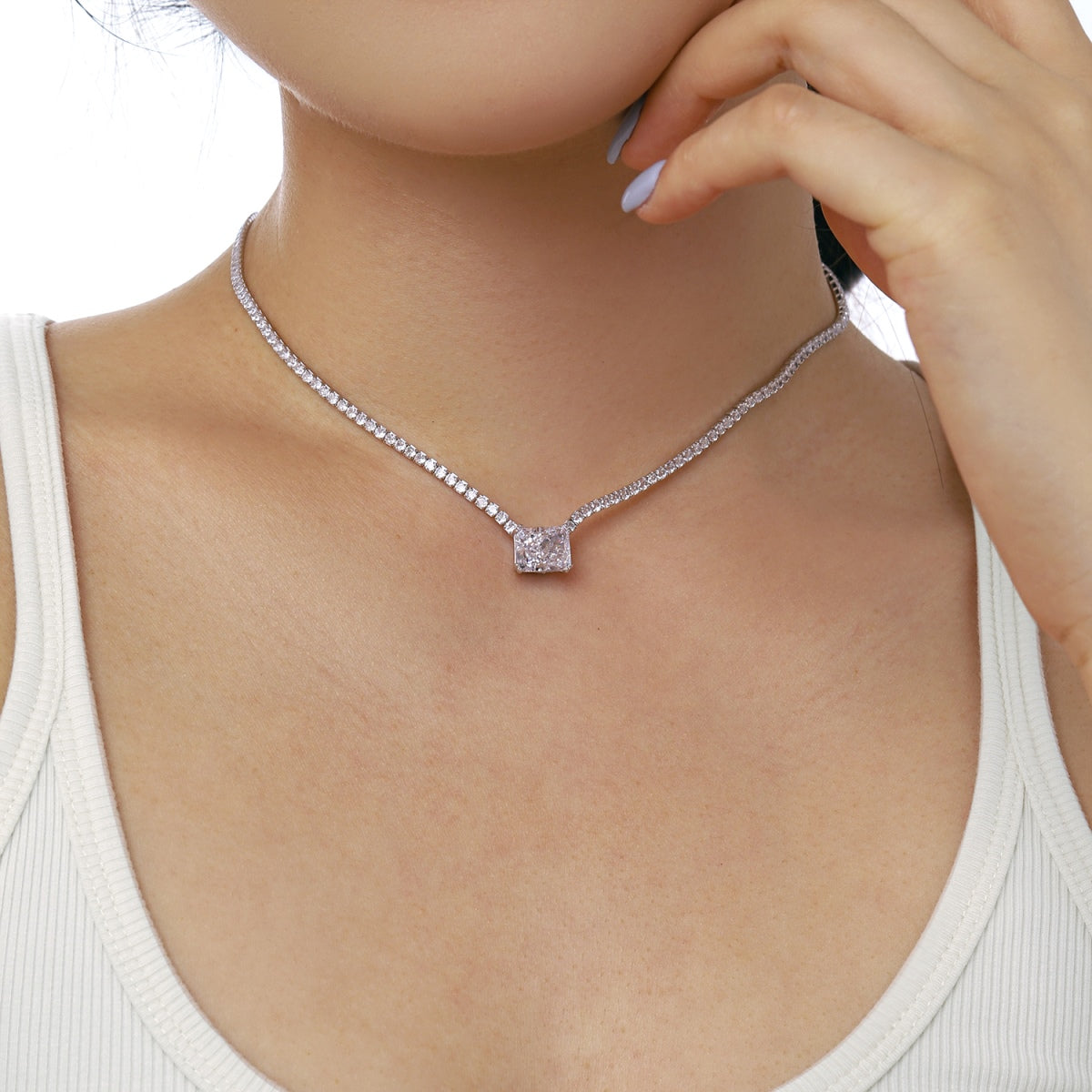 [ElanLuxe Jewelry]4.0 Carat Elegant Radiant Cut Necklace