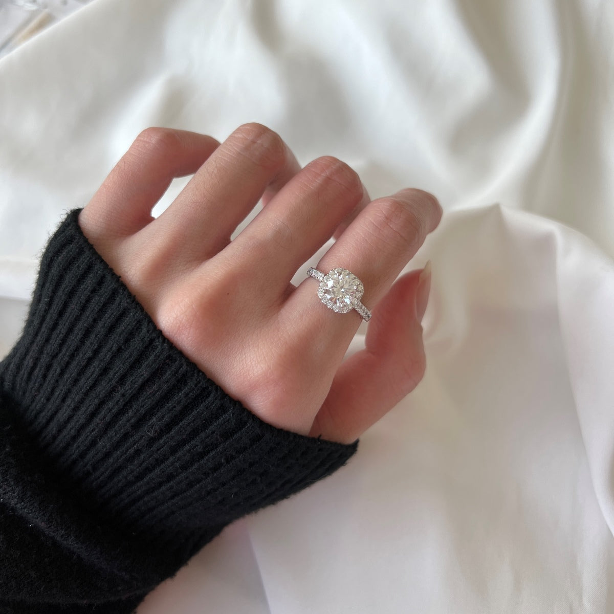 [ElanLuxe Jewelry]Dazzling Resplendent Round Cut Wedding Ring