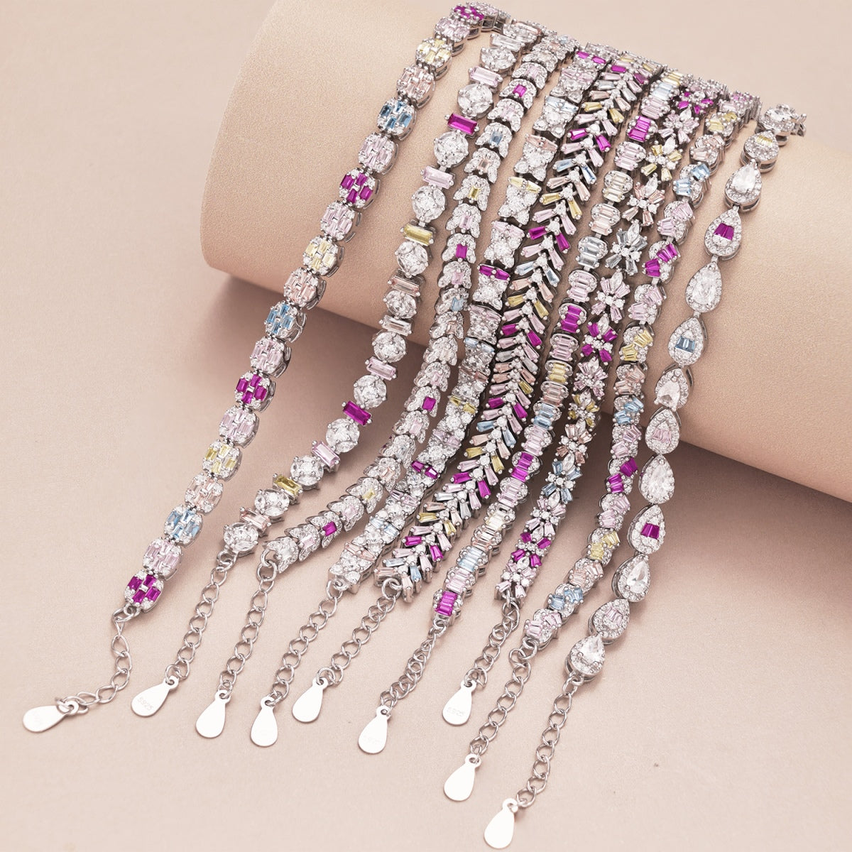 [ElanLuxe Jewelry]Unique Colorful Flower Shape Daily Bracelet
