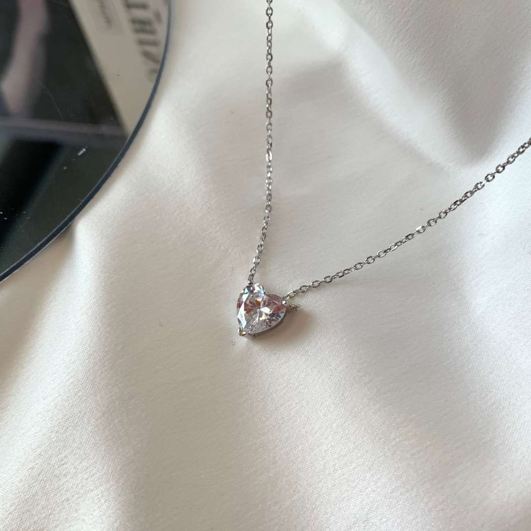 [ElanLuxe Jewelry]Heart Shape Main Stone Pendant Collarbone Necklace