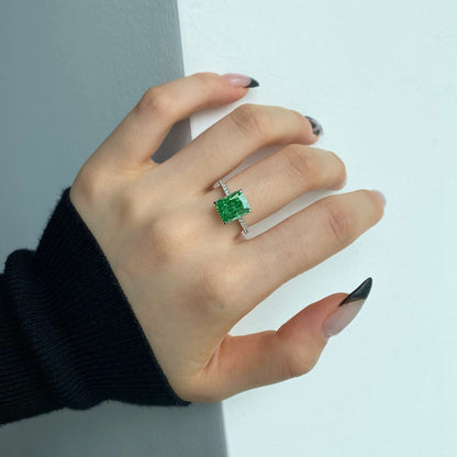[ElanLuxe Jewelry]4.0 Carat Luxurious Engagement Ring