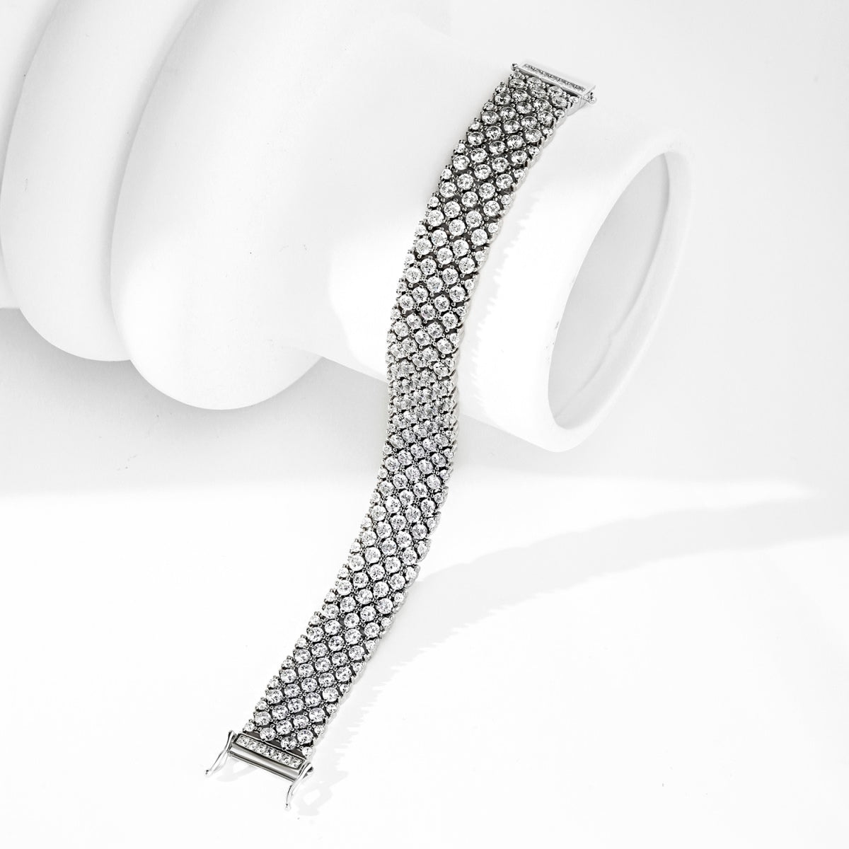 [ElanLuxe Jewelry]Ornate Elegant Round Cut Party Bracelet