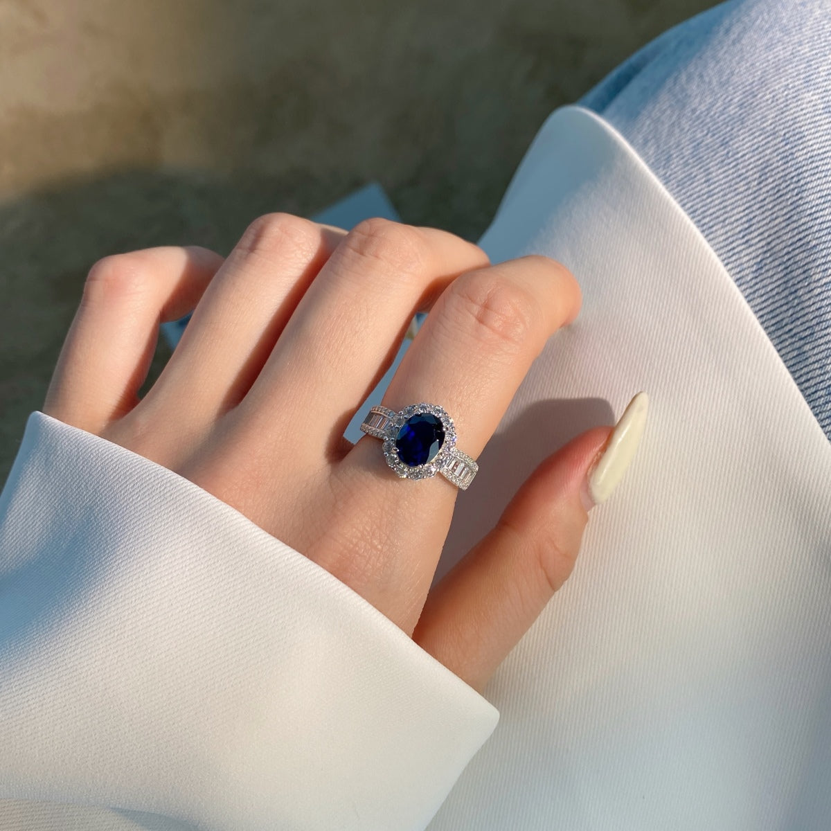[ElanLuxe Jewelry]1.5 Carat Dazzling Charming Oval Cut Banquet Ring