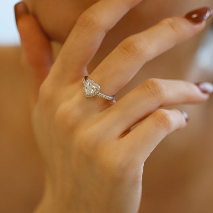 [ElanLuxe Jewelry]Eternity Splashy Romantic Heart Shape Lover Ring