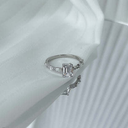 [ElanLuxe Jewelry]1.0 Carat Dainty Resplendent Radiant Cut Daily Ring