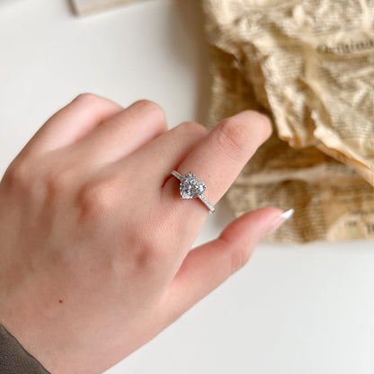 [ElanLuxe Jewelry]2.0 Carat Dazzling Lustrous Heart Cut Lover Ring