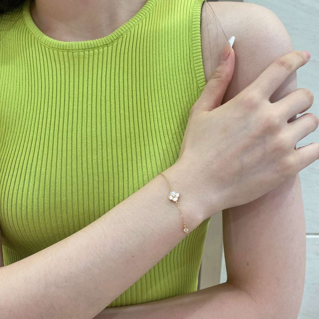[ElanLuxe Jewelry]Delicate Four Leaf Clover Bracelet