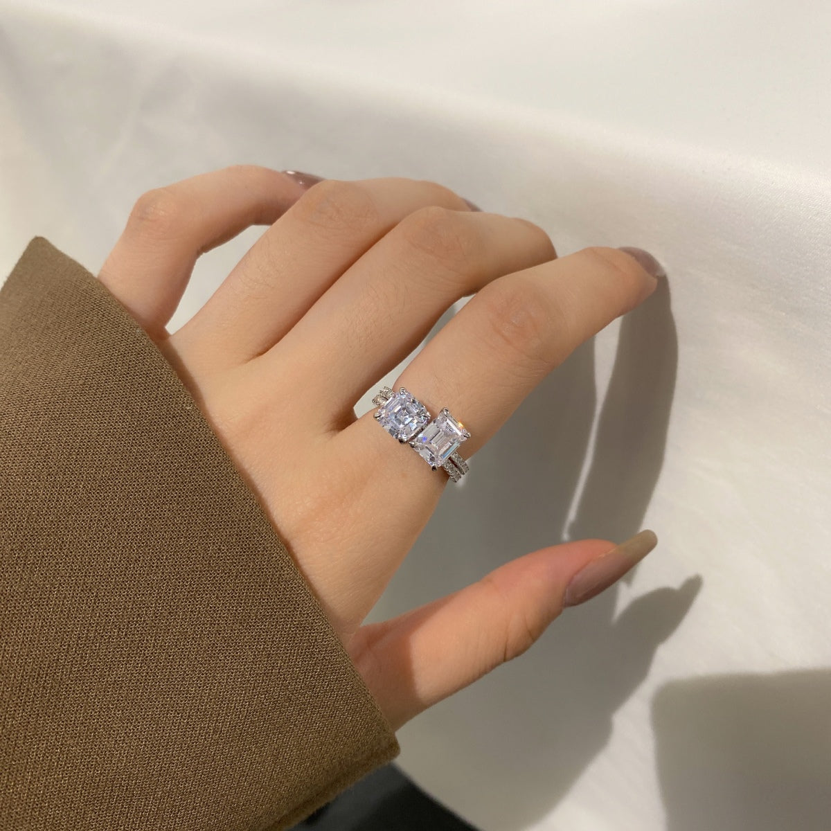 [ElanLuxe Jewelry]2.0 Carat Scintillating Ornate Radiant Cut Party Ring