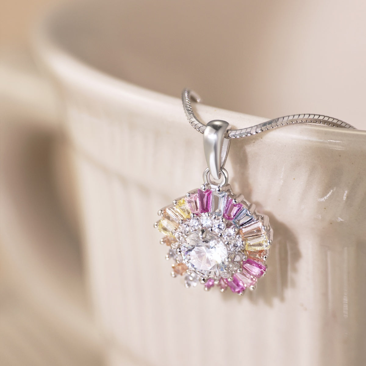 [ElanLuxe Jewelry]Charming Flower Colorful Necklace