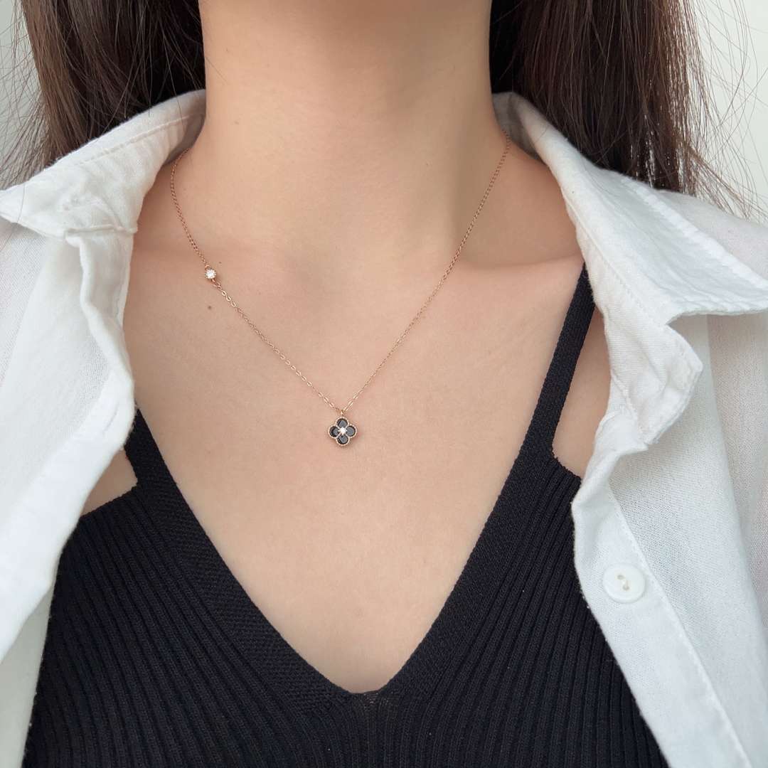 [ElanLuxe Jewelry]Delicate Flower Shape Necklace