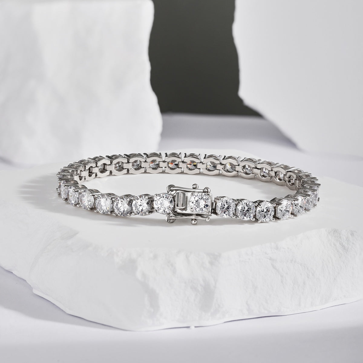 [ElanLuxe Jewelry]Ornate Sparkling Round Cut Wedding Bracelet