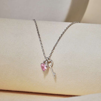 [ElanLuxe Jewelry]Unique Heart Shape Key Pendent Necklace