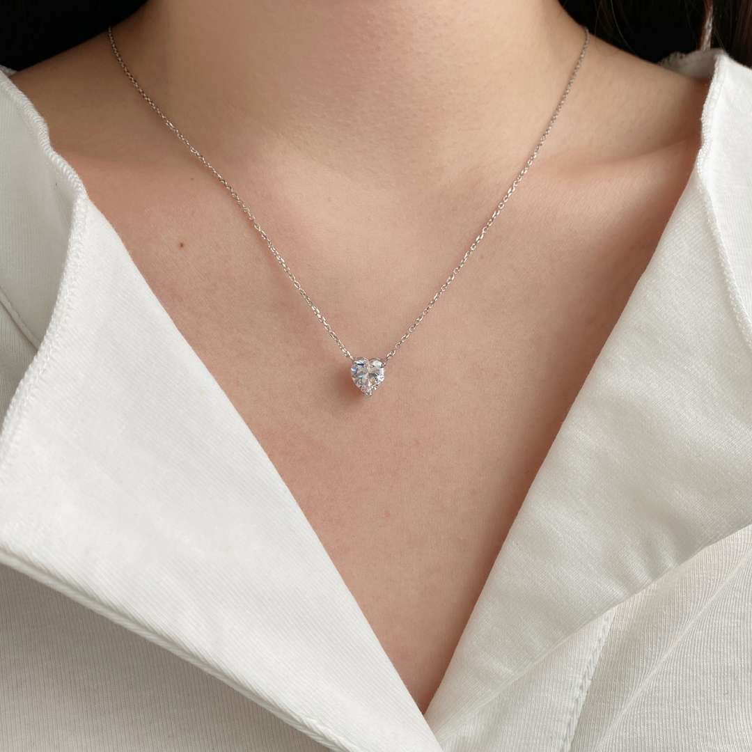 [ElanLuxe Jewelry]Heart Shape Main Stone Pendant Collarbone Necklace