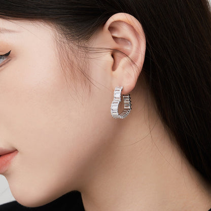 [ElanLuxe Jewelry]Radiant Heart Cutout Earrings