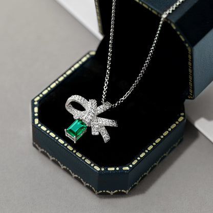 [ElanLuxe Jewelry]Luxurious Flower Shape Emerald Cut Necklace