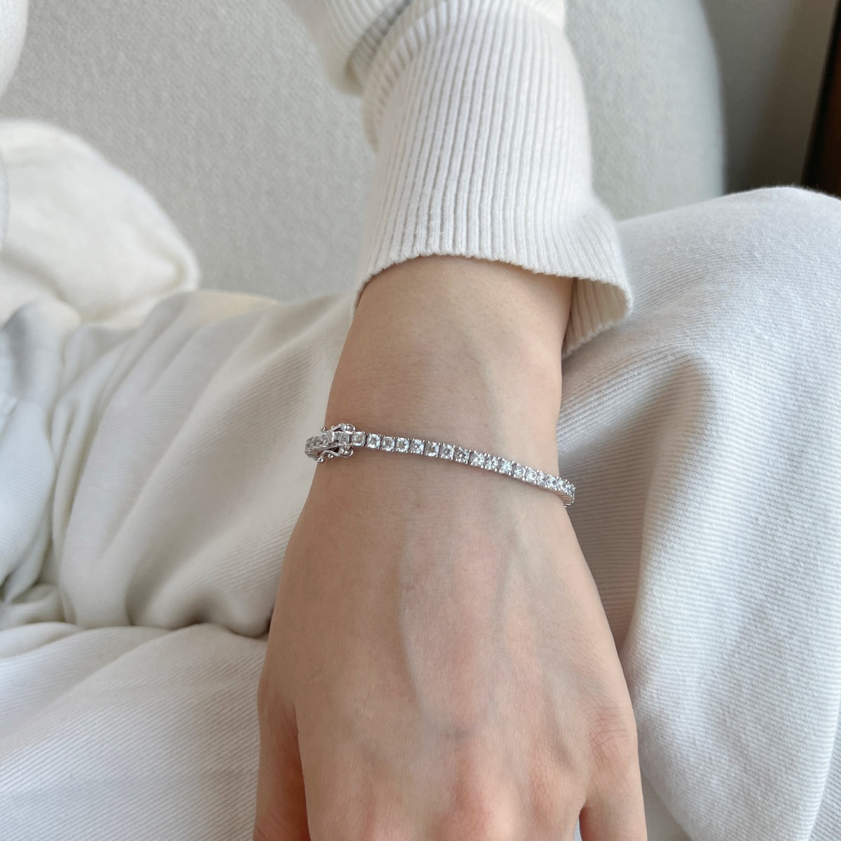 [ElanLuxe Jewelry]Dainty Charming Round Cut Tennis Bracelet