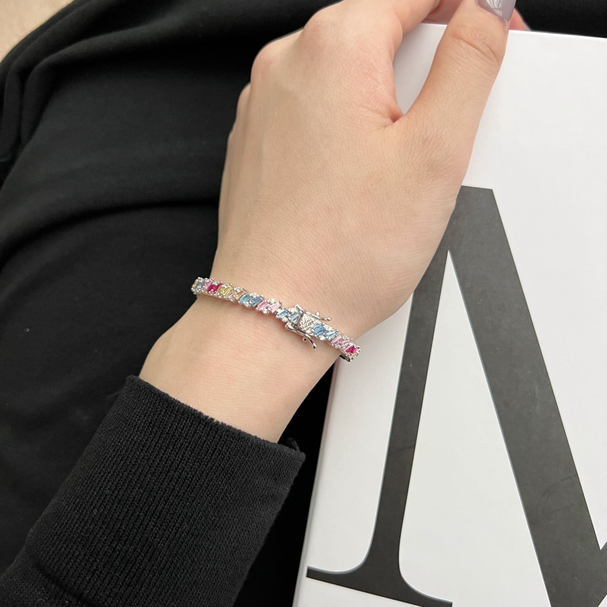 [ElanLuxe Jewelry]Ornate Sparkling Multi Cut Party Bracelet