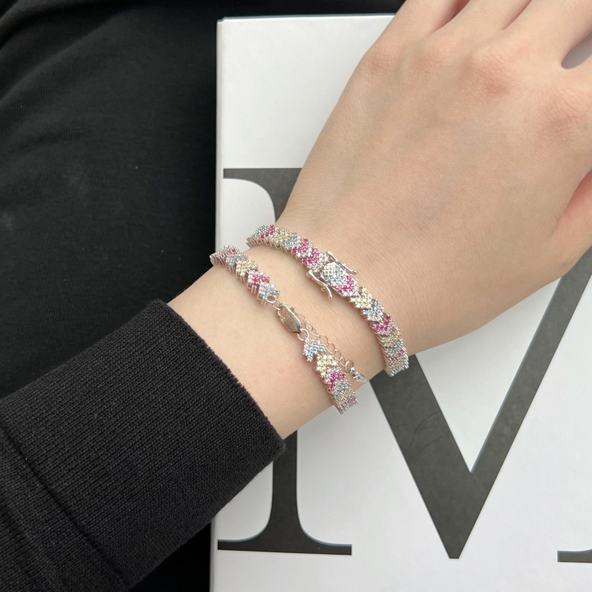 [ElanLuxe Jewelry]Ornate Sparkling Round Cut Party Bracelet