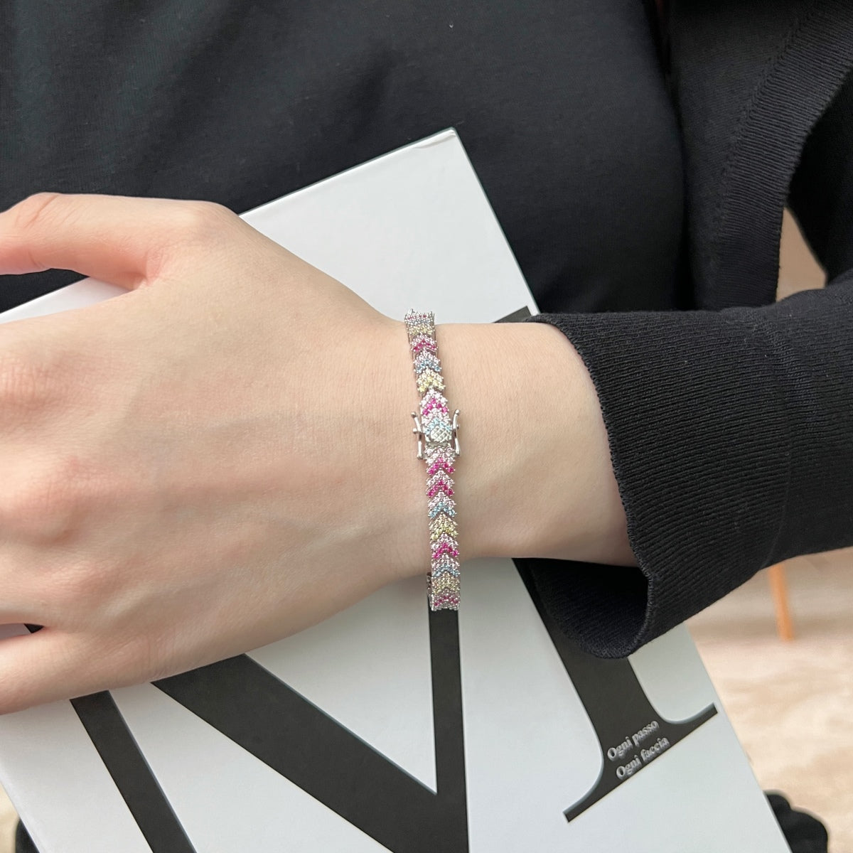 [ElanLuxe Jewelry]Ornate Sparkling Round Cut Party Bracelet