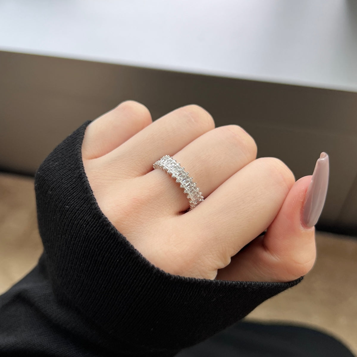 [ElanLuxe Jewelry]Splashy Ornate Emerald Cut Cocktail Ring