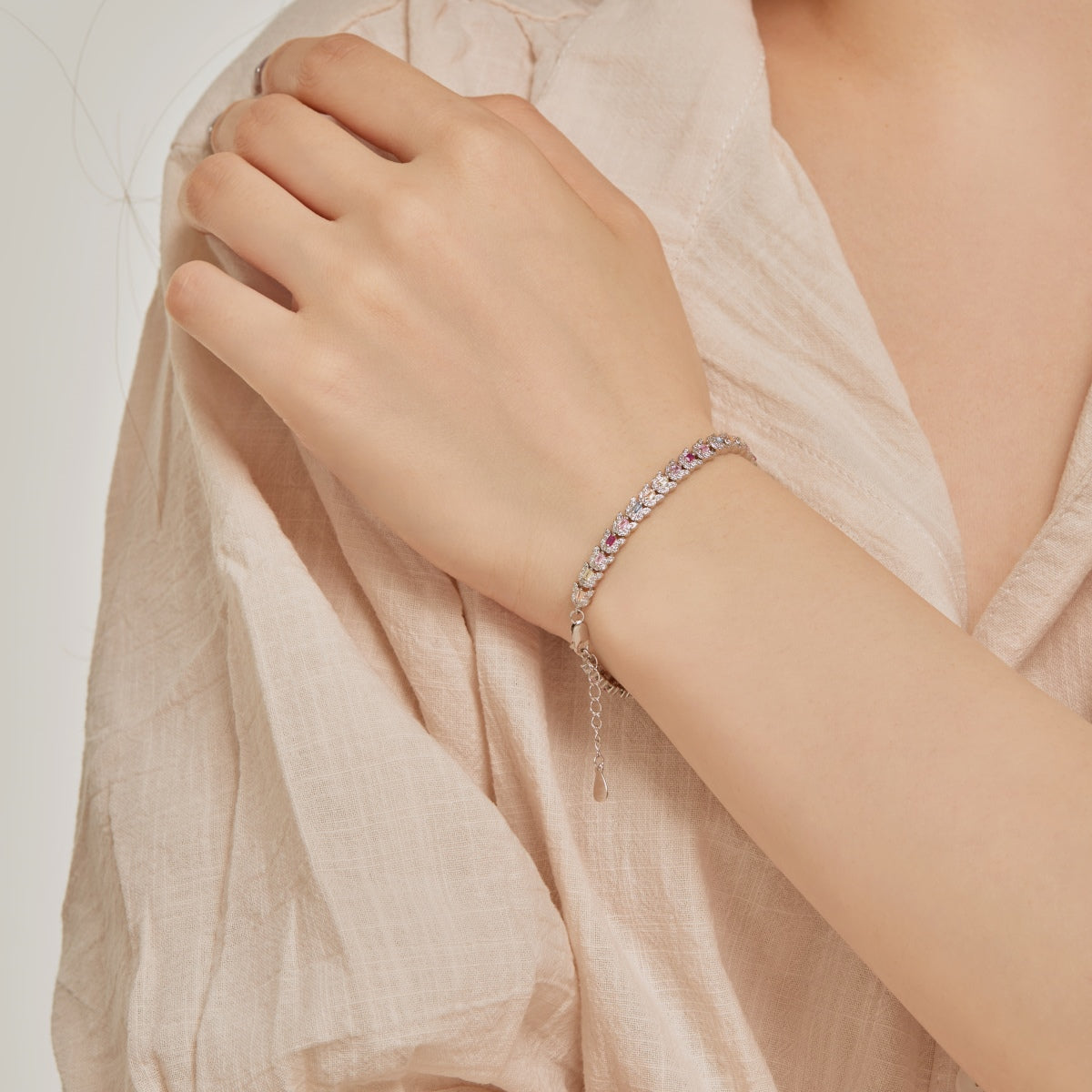 [ElanLuxe Jewelry]Delicate Colorful Multi Cut Daily Bracelet