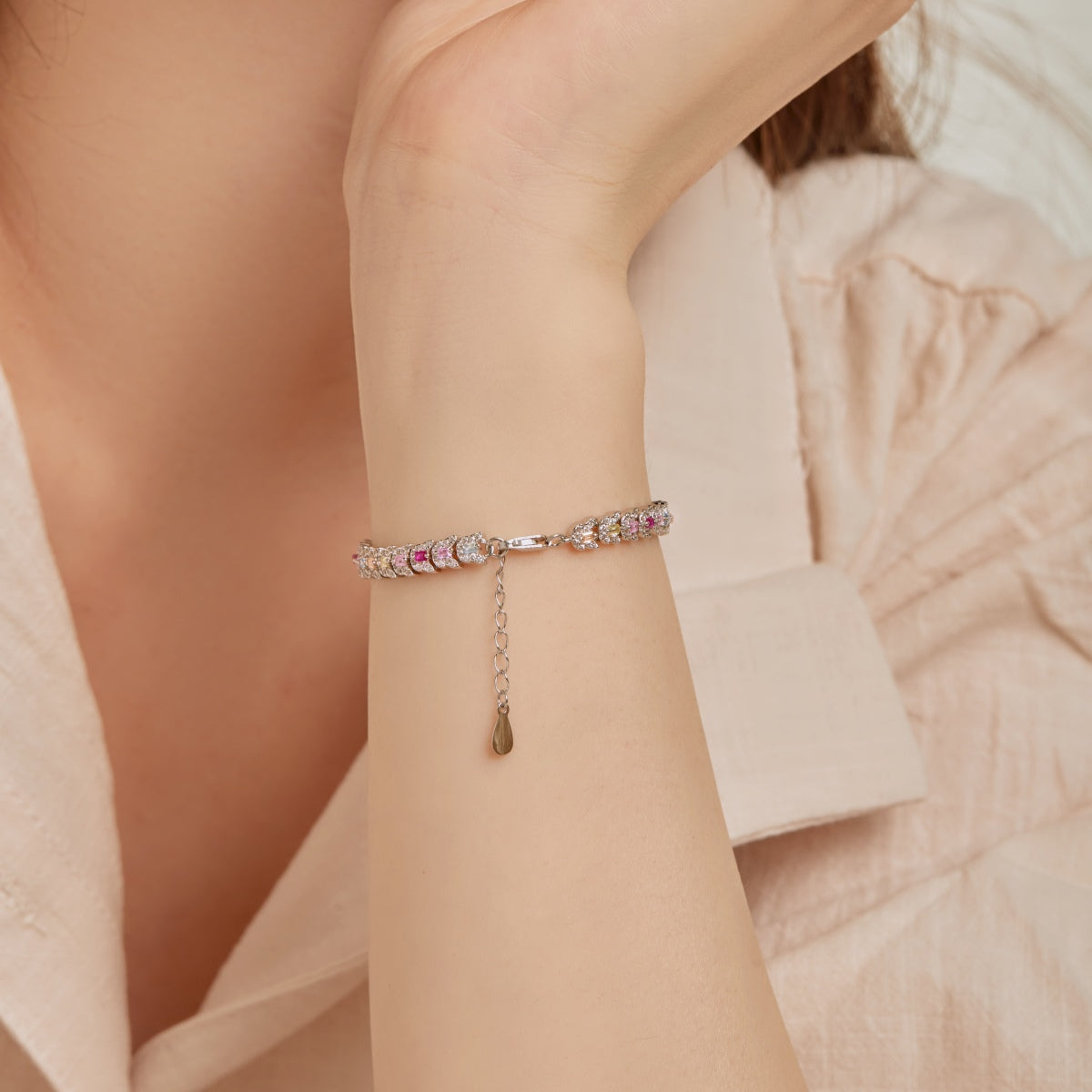 [ElanLuxe Jewelry]Delicate Colorful Multi Cut Daily Bracelet
