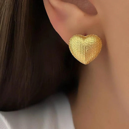 [ElanLuxe]Cecelia Textured Heart Earrings