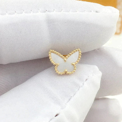 [ElanLuxe Jewelry]SWEET BUTTERFLY MOP EARSTUDS