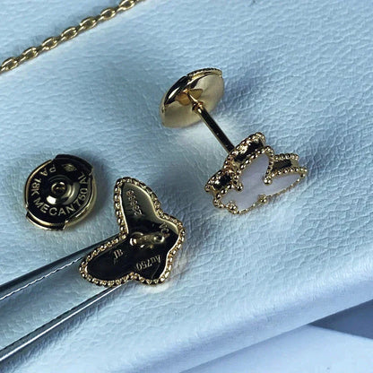 [ElanLuxe Jewelry]SWEET BUTTERFLY MOP EARSTUDS