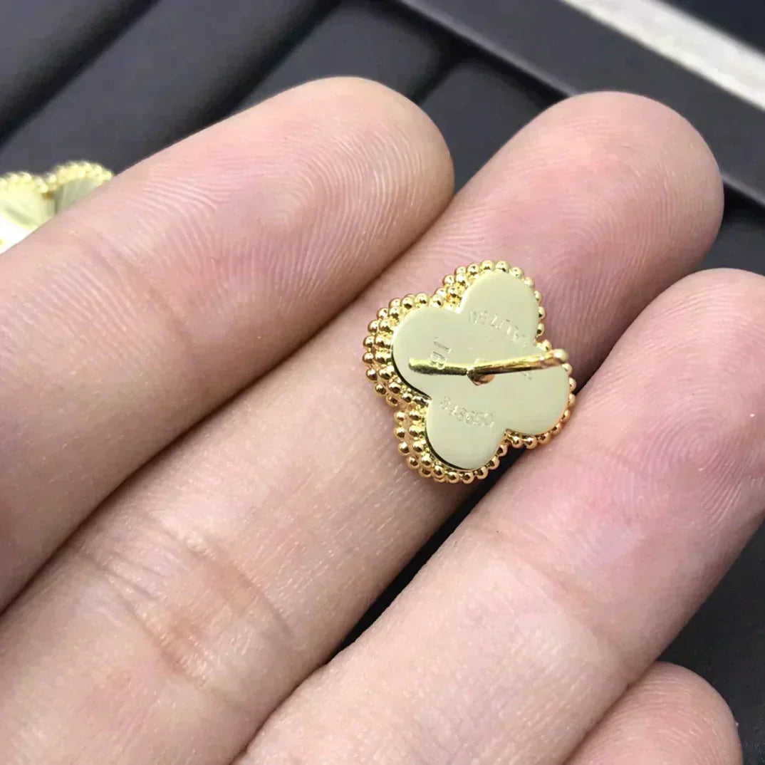 [ElanLuxe Jewelry]CLOVER MINI 9.5MM LASER EARRINGS