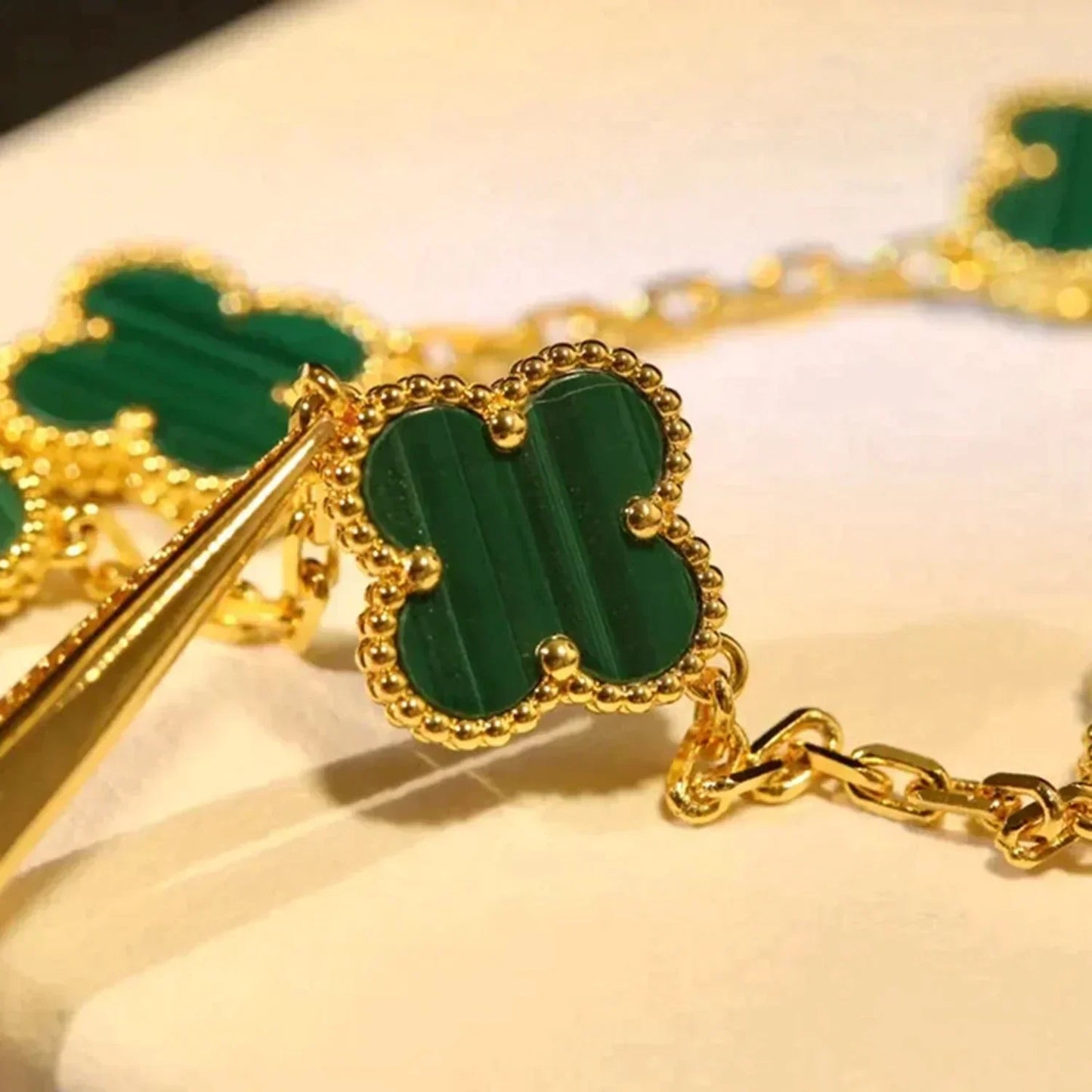 [ElanLuxe Jewelry]CLOVER 5 MOTIFS MALACHITE BRACELET