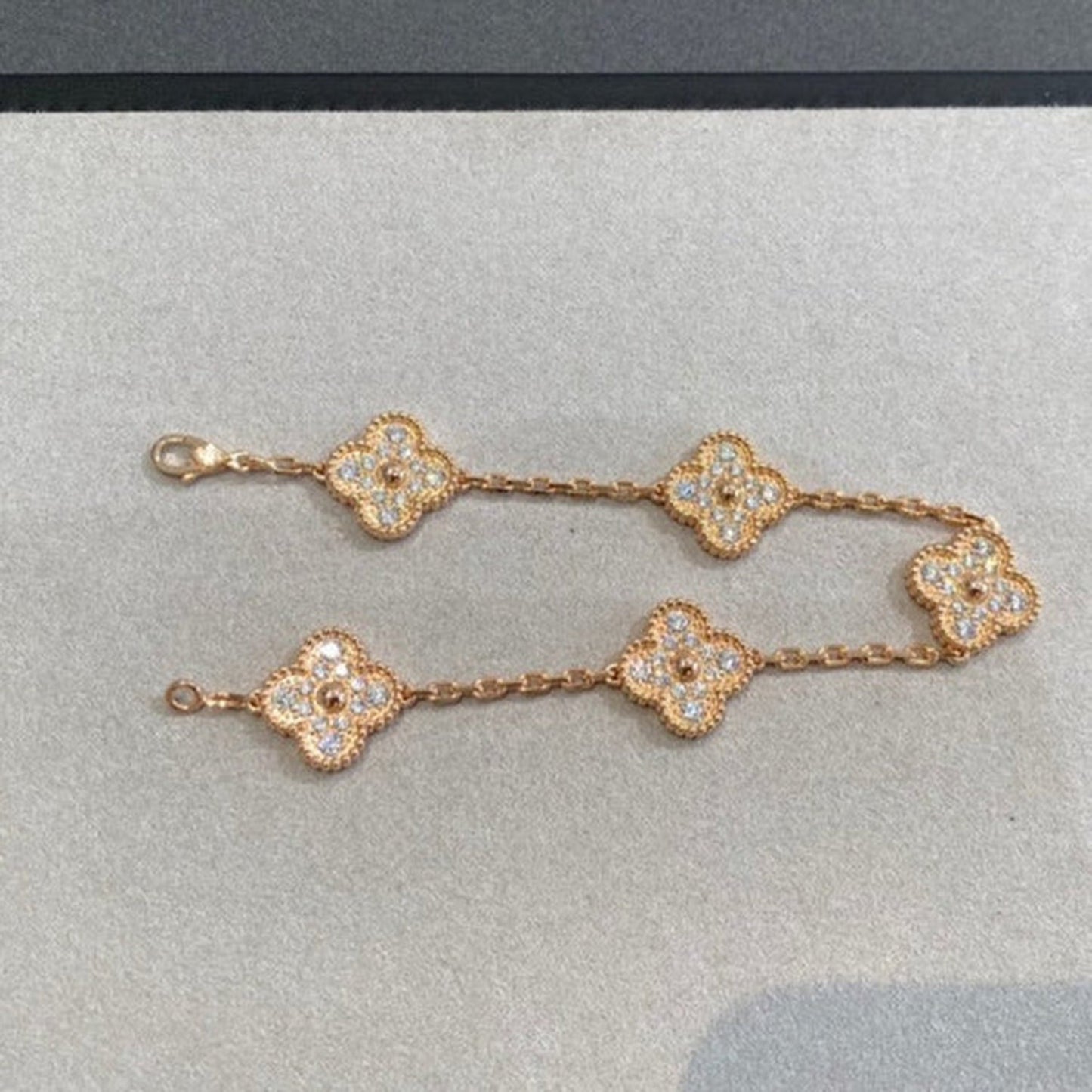 [ElanLuxe Jewelry]CLOVER 5 MOTIFS  FULL DIAMOND BRACELET