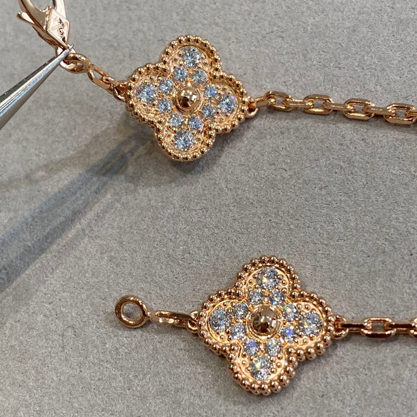 [ElanLuxe Jewelry]CLOVER 5 MOTIFS  FULL DIAMOND BRACELET