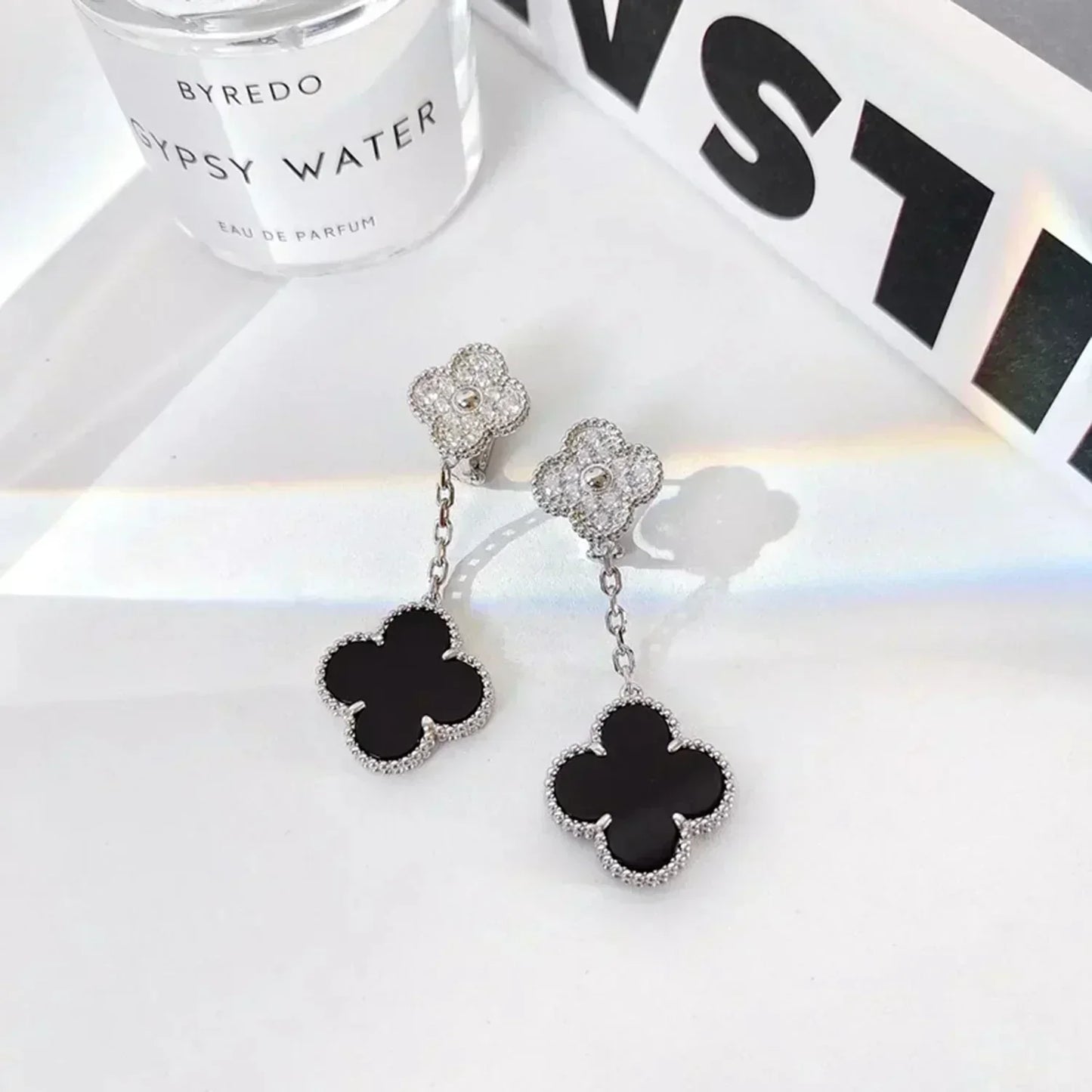 [ElanLuxe Jewelry]CLOVER 2 MOTIFS  DIAMOND ONYX EARRINGS SILVER