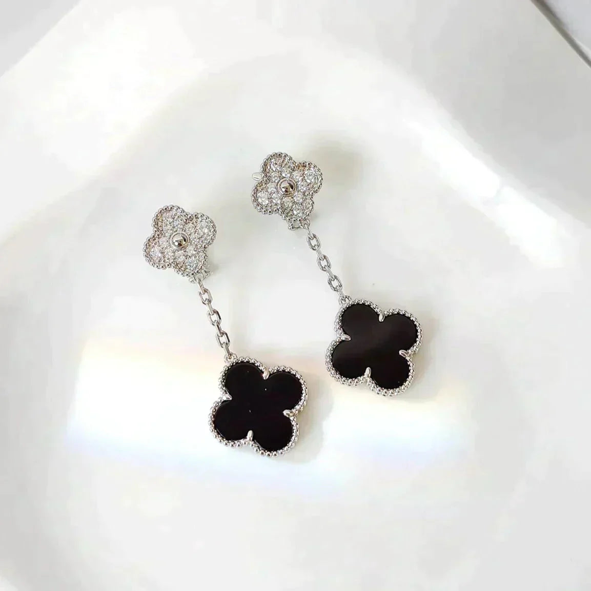 [ElanLuxe Jewelry]CLOVER 2 MOTIFS  DIAMOND ONYX EARRINGS SILVER